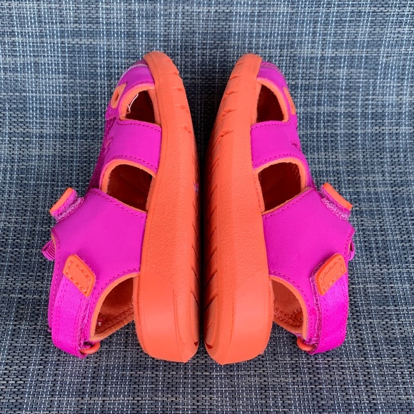 Clarks Girls Ezera Sea T. Closed Toe Fisherman Sandals in pink/orange size 8 - Picture 9 of 11